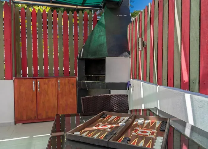 Rainbow Ξενοδοχείο 4*